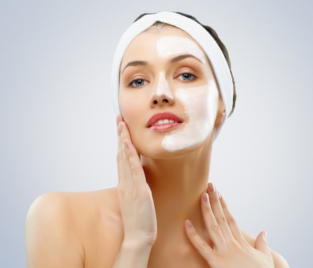Applying face 2025 mask